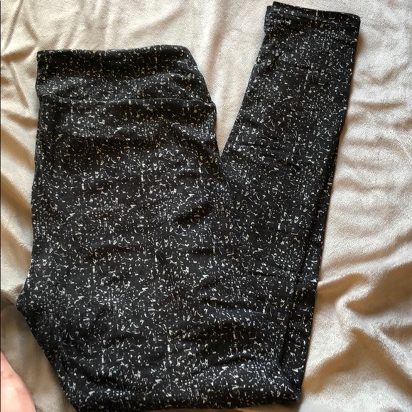 LuLaRoe Pants - LulaRoe TC leggings